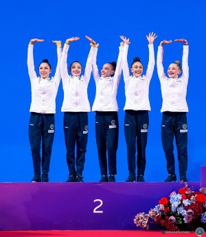 podium groups sfe04530 copia simone ferraro ph